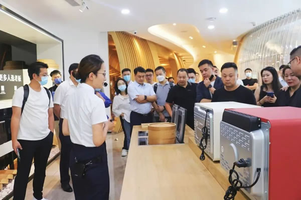 安泊家居|中国定制家居产业巡回研讨会走进杭州，探讨“破圈”定制家居发展之路